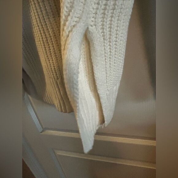 Maurices White Fair Isle Sleeve Sweater Small oversized NWT - Picture 8 of 11